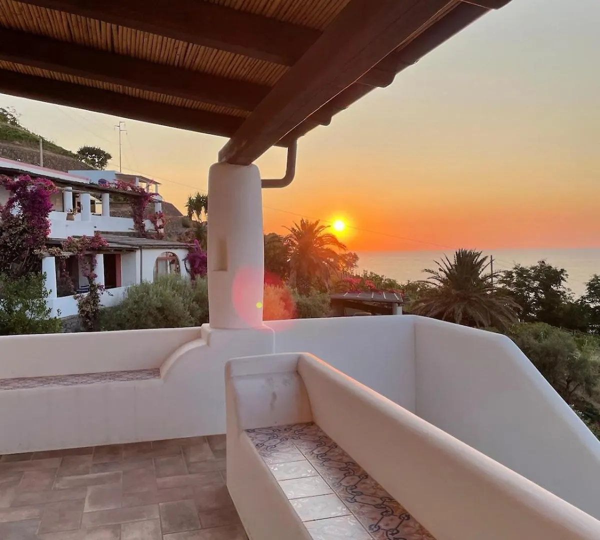Villa Casa Le Torricelle Malfa  Italia